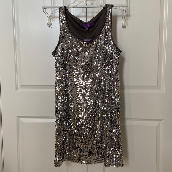Jolie Size 14 Sequin Dress, Silver/Grey - Picture 2 of 11